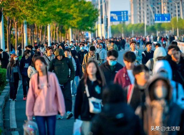 岁中年人的青旅00后也不住了AG旗舰厅娱乐平台拒绝35(图12) 岁中年人的青旅00后也不住了AG旗舰厅娱乐平台拒绝35(图12)